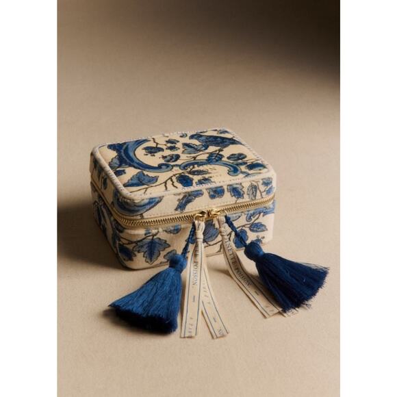 Sézane x Antoinette Poisson Large Jewelry Case - Blue Birds Print - Picture 2 of 3